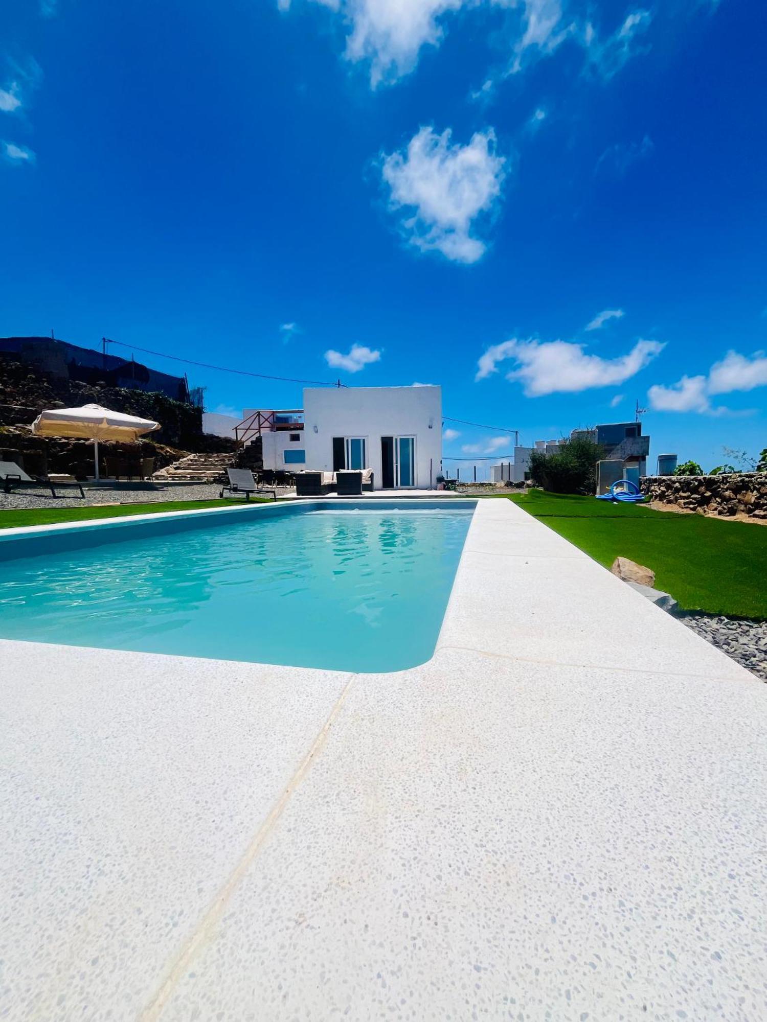 Villa Alegria Gran Canaria Piscina Climatizada ラスパルマス・デ・グランカナリア エクステリア 写真